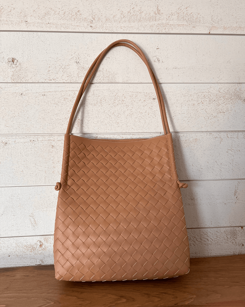 Peruvian Nuna Handbags Chicama Leather Tote Bag