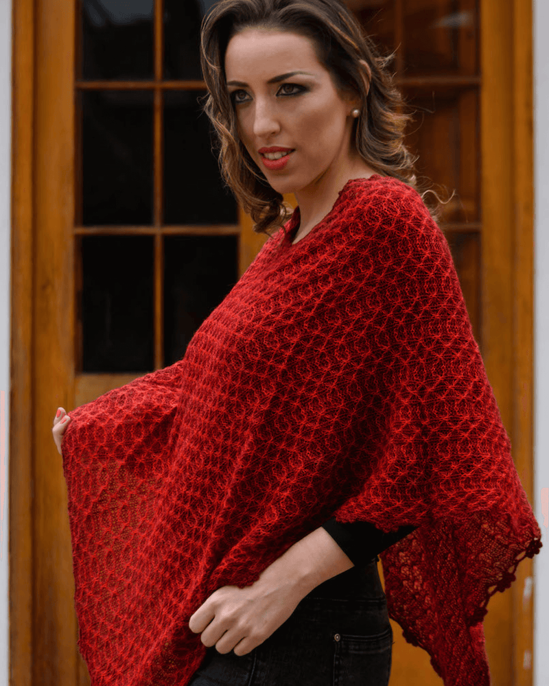 Chaska Handwoven Alpaca Wool Poncho-Peruvian Nuna