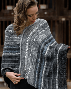 Yanaymi Handwoven Alpaca Wool Poncho-Peruvian Nuna